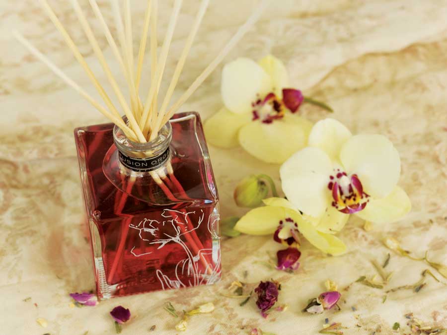 Infusion Organique uses organic extracts and oils in its Acai Rain scent diffusers.